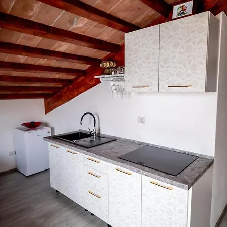 Guest house Casa De Vacanta S&b *