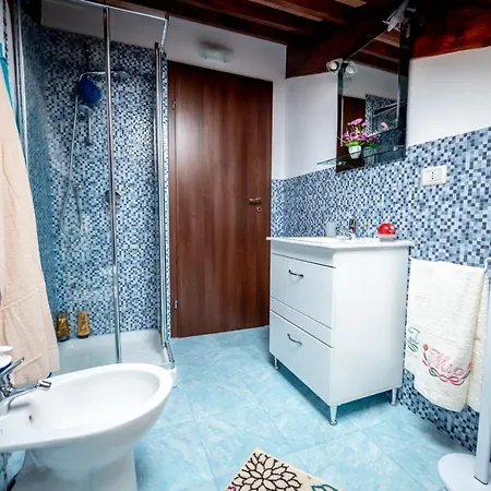 Casa De Vacanta S&b Guest house